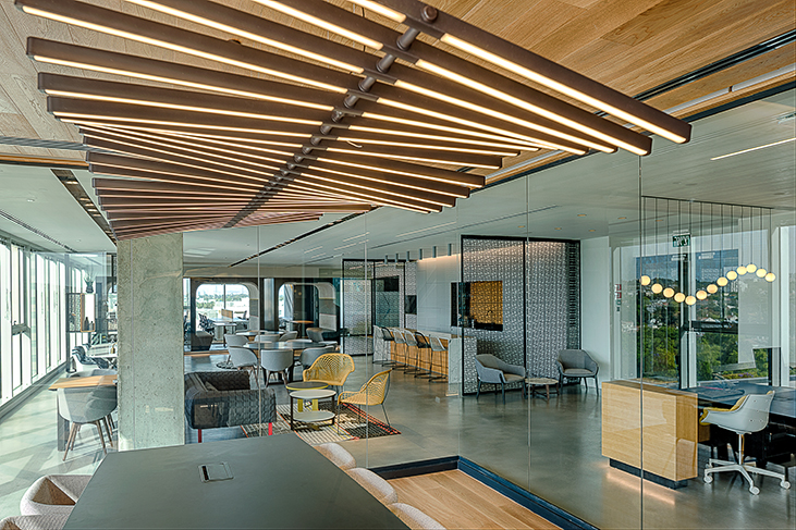 Rhythm sculptural pendant at Regus Business Centre, Tel Aviv