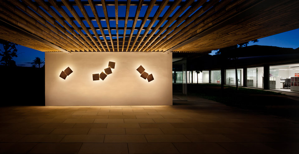 Vibia Stories OutdoorWall Origami_1