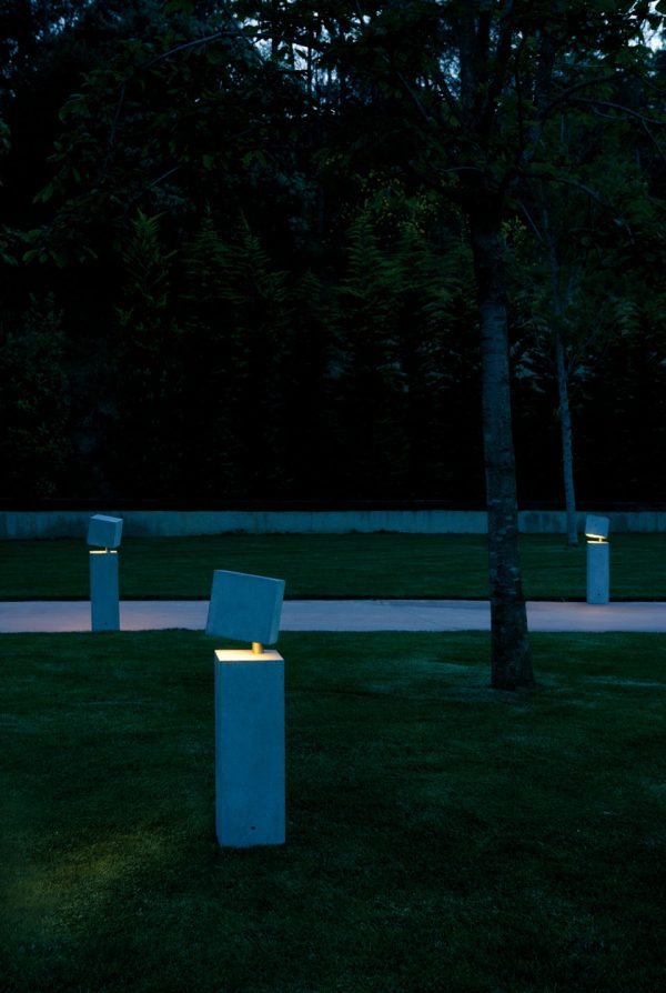 Vibia - Stories - Garden Path Lighting - Break