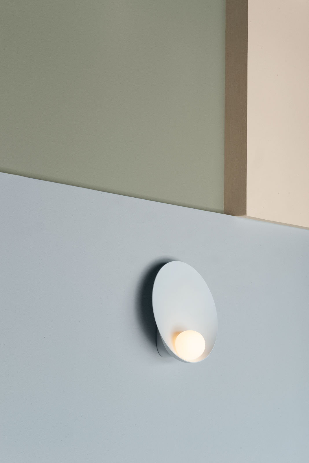 Vibia The Edit - Musa - Chromatica wall