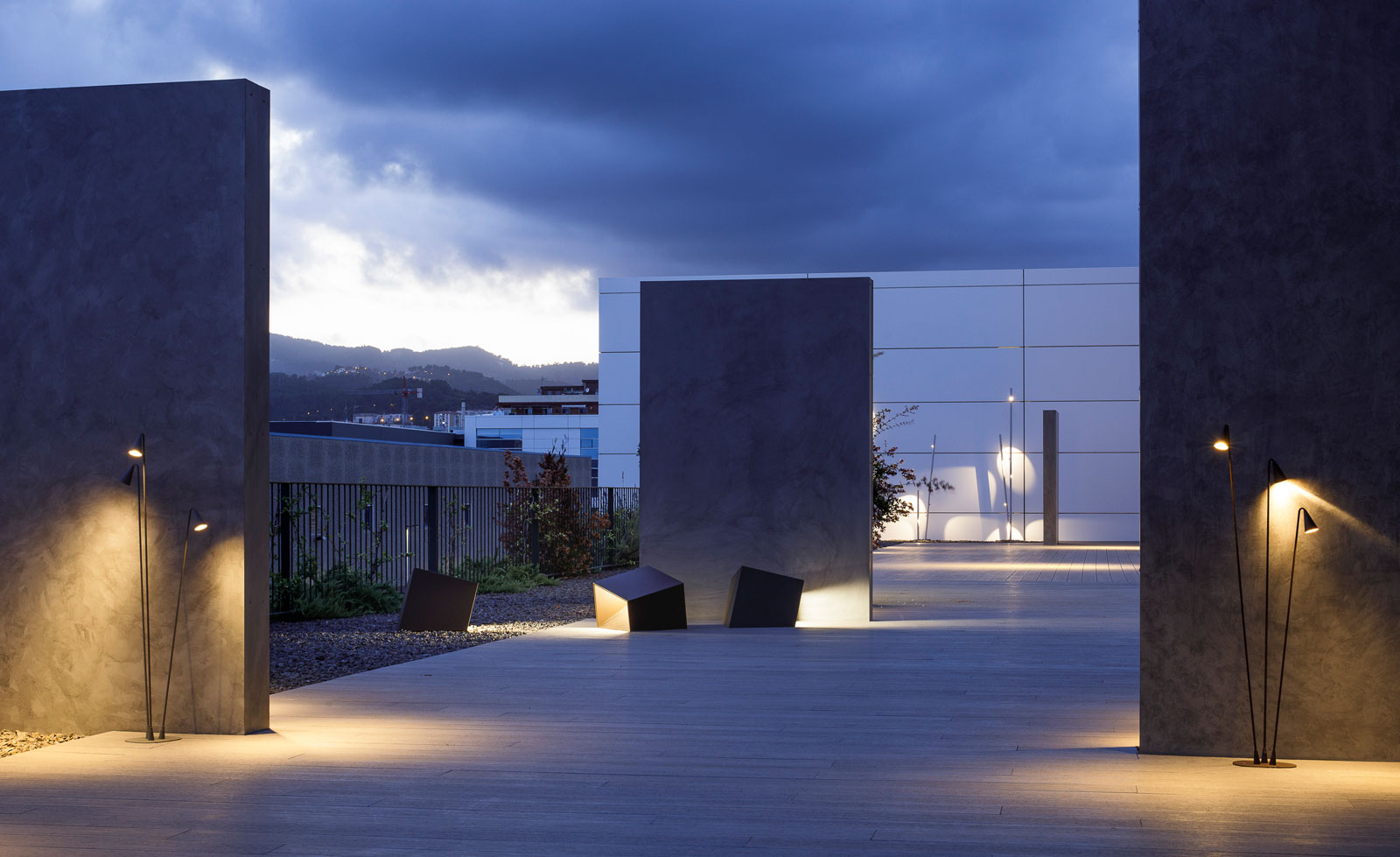 Vibia The Edit - Vibia Headquarters’ Terraces: Display of Outdoor Lighting Collections - Brisa Bamboo Break