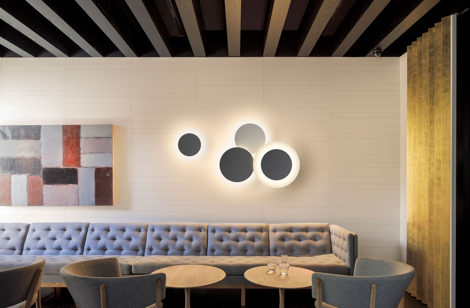 Vibia The Edit - My Pick: Wall Lights - Puck Wallart