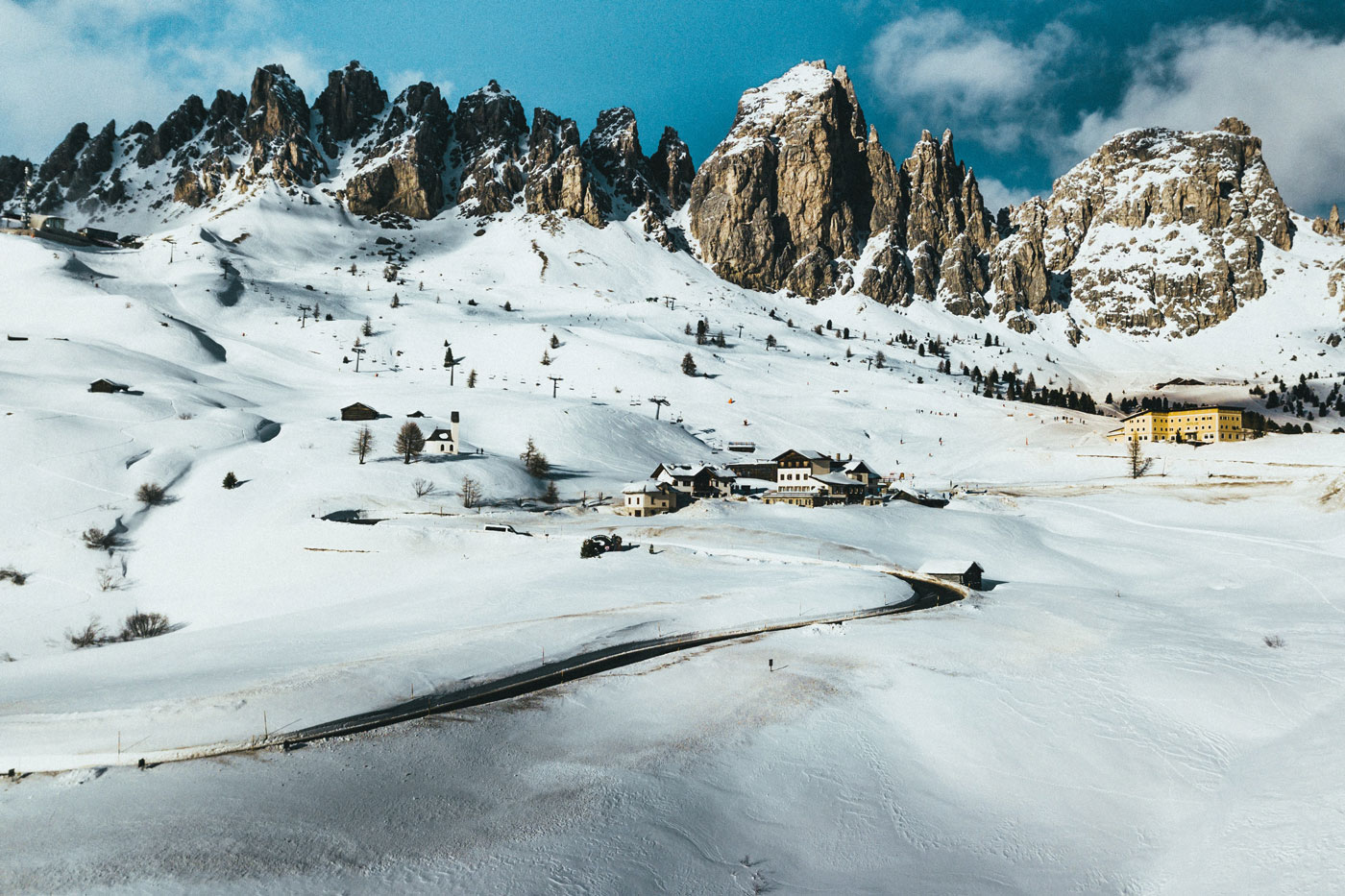 Vibia The Edit - A Luxurious Chalet in the French Alps