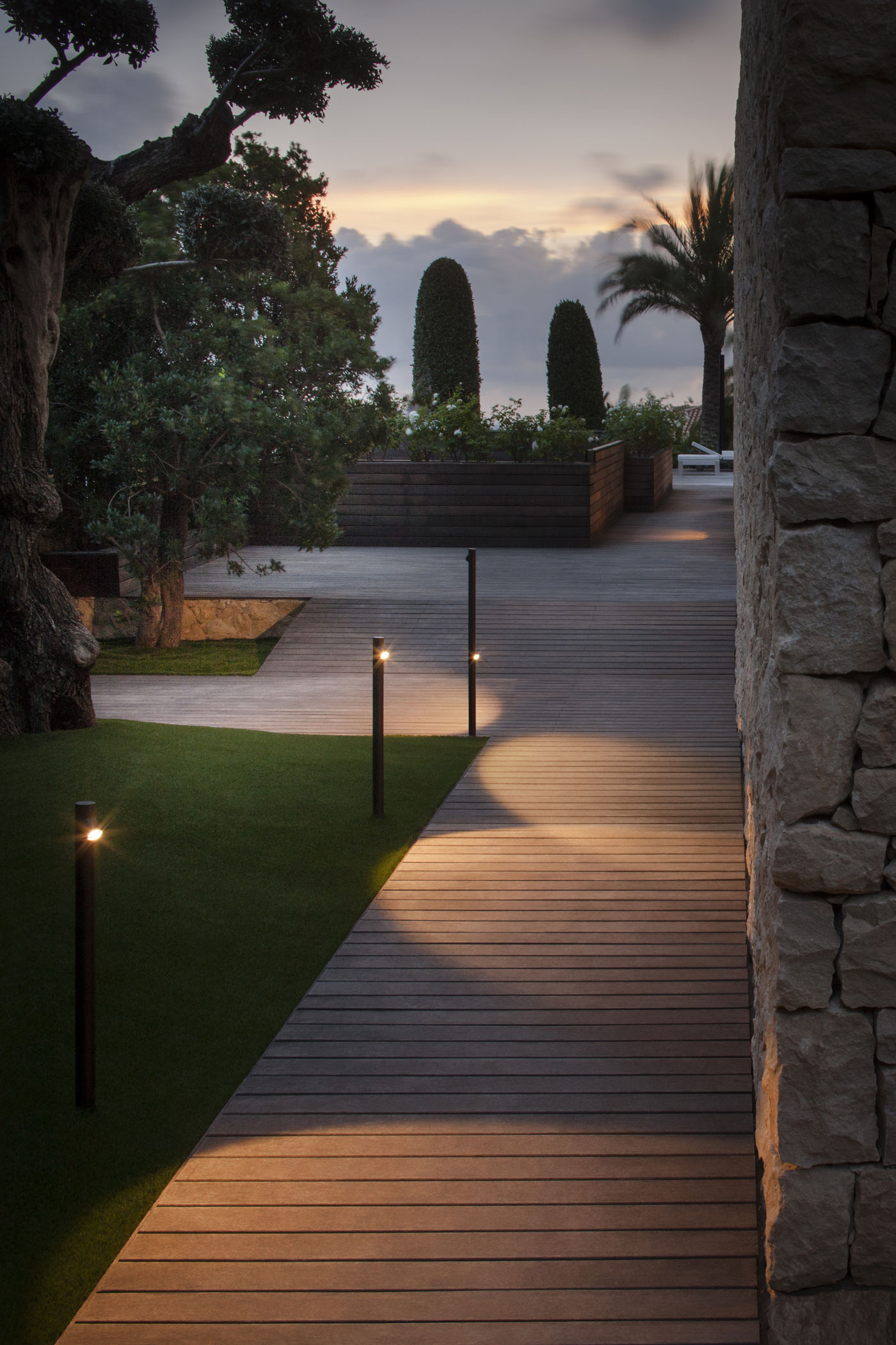 Vibia The Edit - Garden path lighting solutions