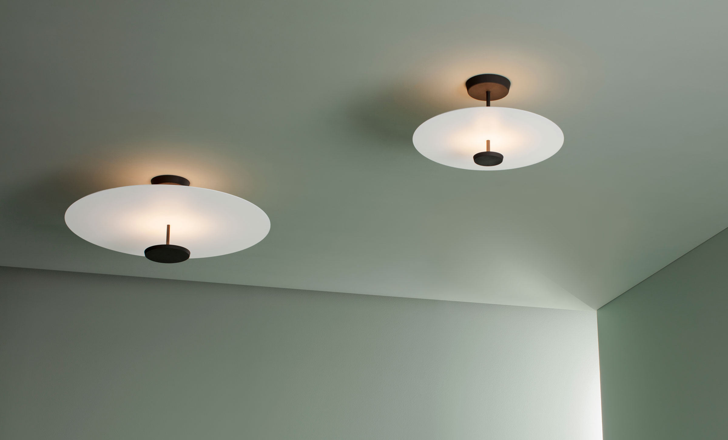 Vibia The Edit - Layers of Light: ceiling lamps Flat