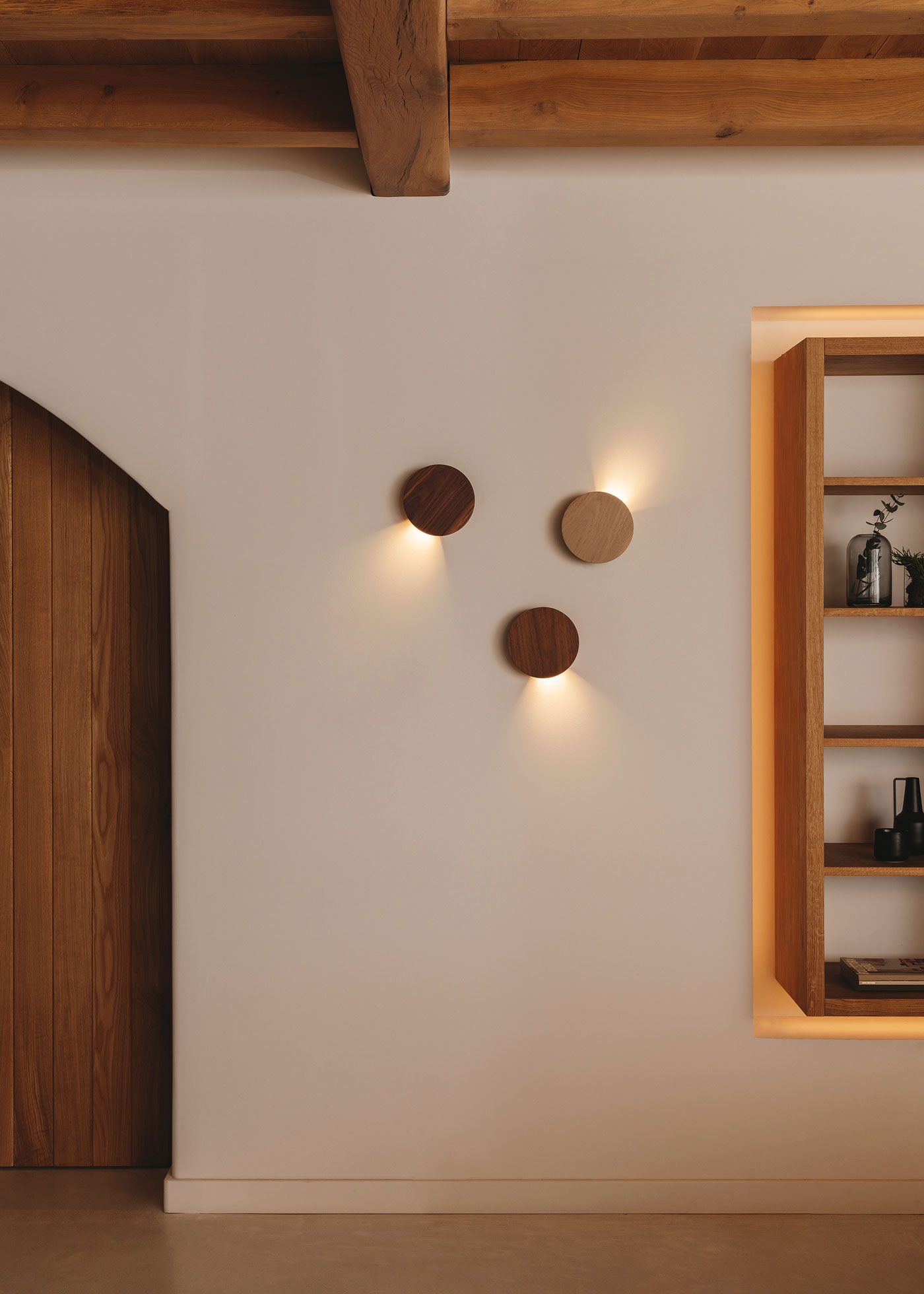 Vibia The Edit - Private Mediterranean villa - Dots