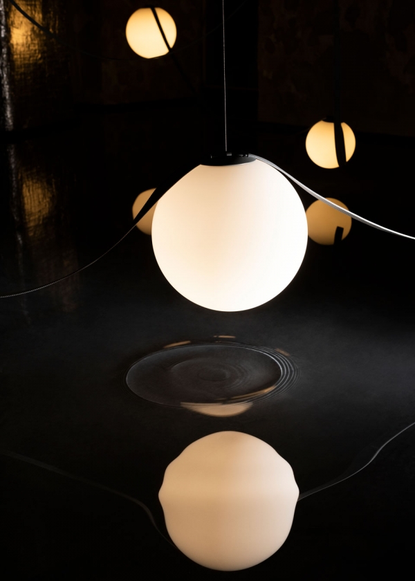 The Five Sides of Plusminus at Fourth Space | Vibia
