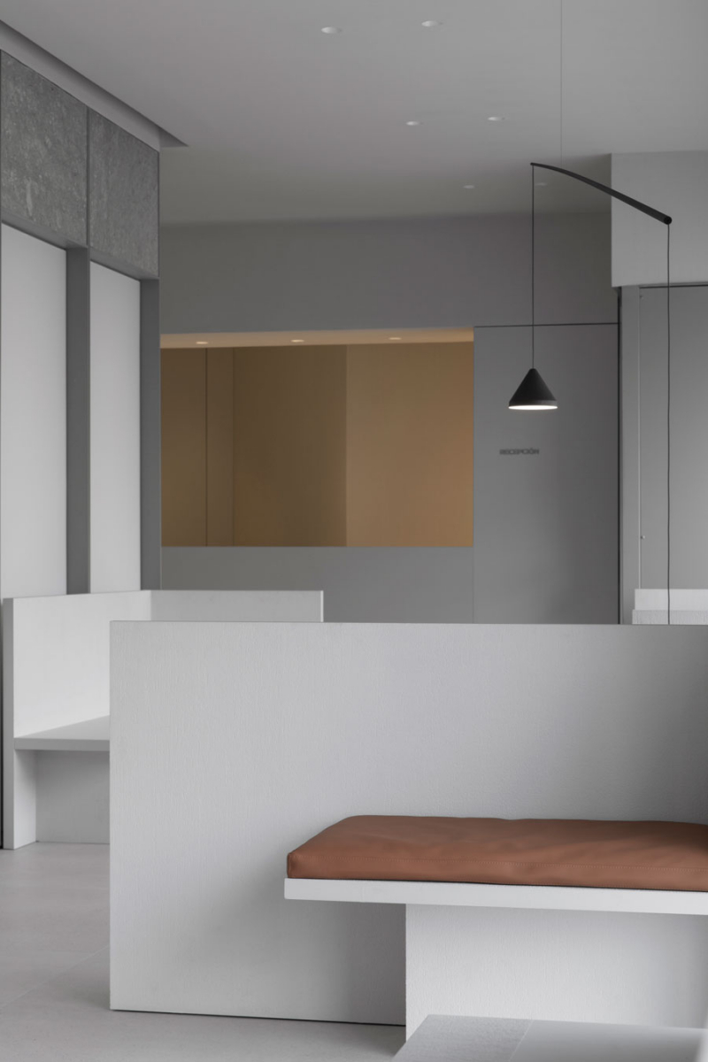 vibia-the-edit-north-illuminate-dental-clinic-2 Vibia The Edit - North Floor Pendants illuminate dental clinic