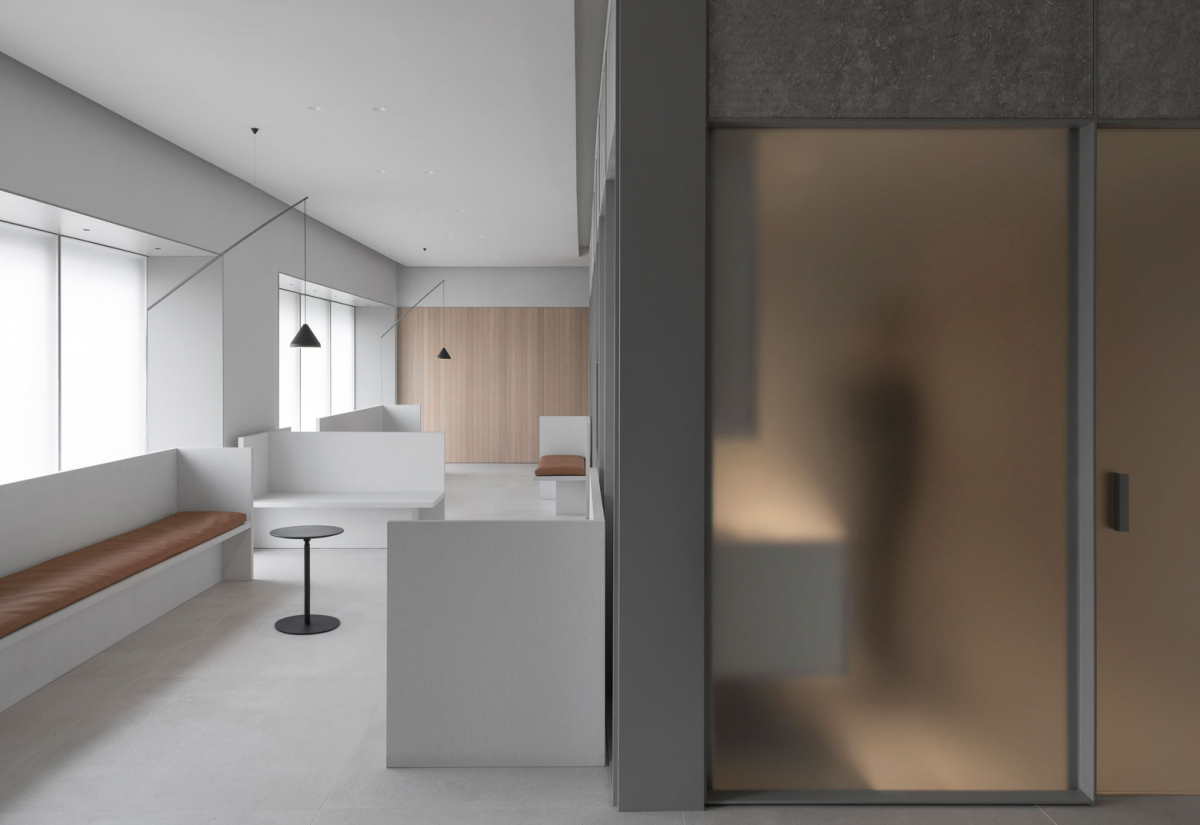 vibia-the-edit-north-illuminate-dental-clinic-4 Vibia The Edit - North Floor Pendants illuminate dental clinic