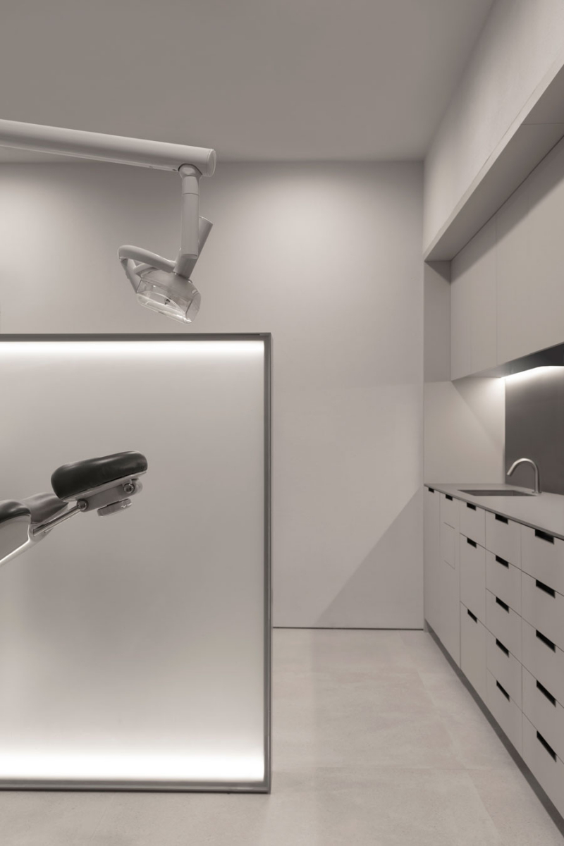 vibia-the-edit-wireflow-statement-lighting-10 Vibia The Edit - Wireflow Statement Lighting