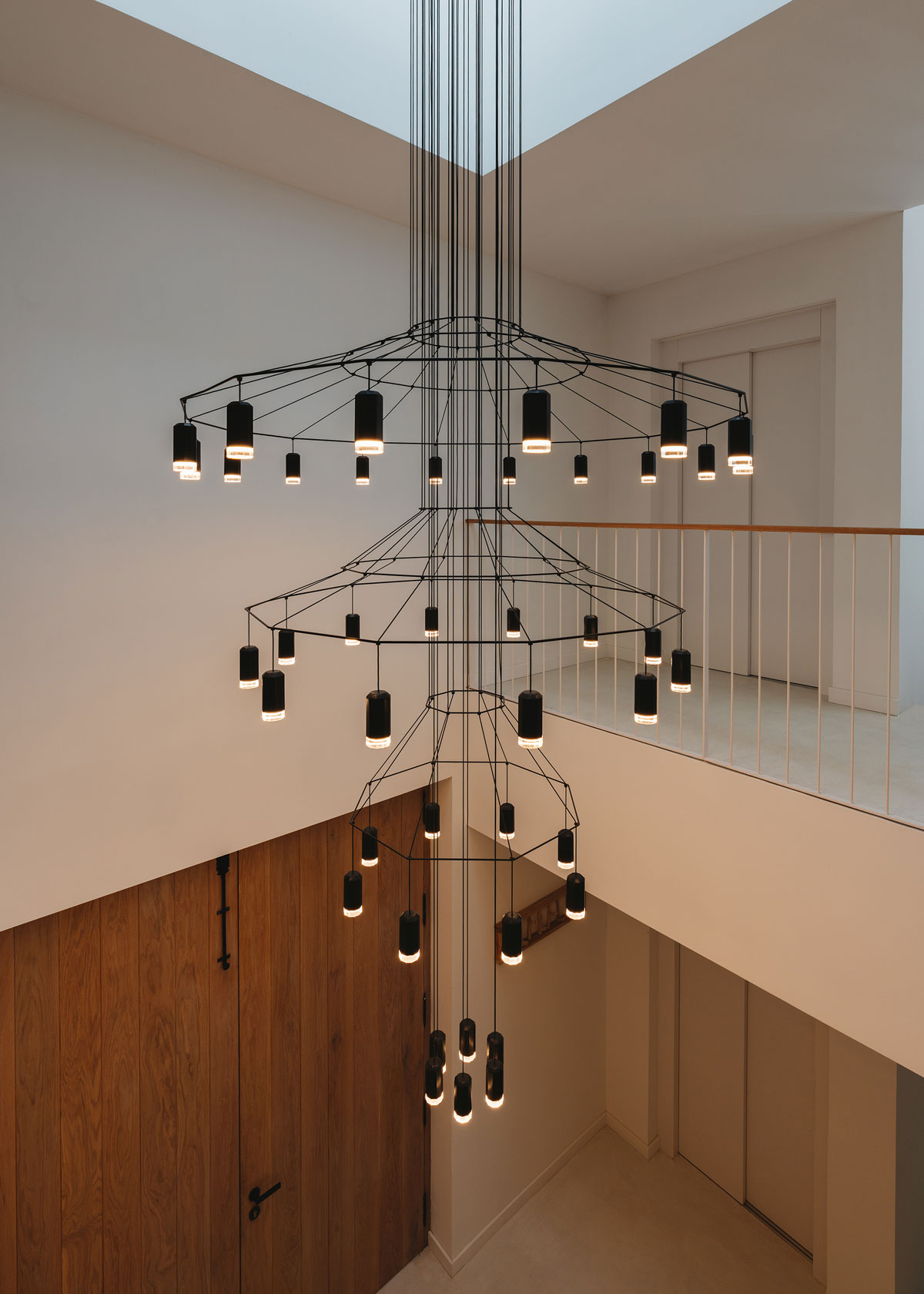 Vibia The Edit - Wireflow Statement Lighting