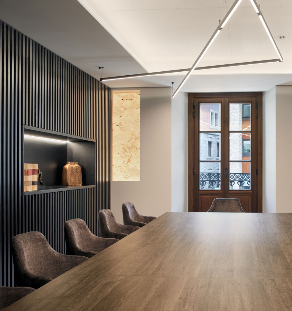 Vibia The Edit – Algorithm, lighting that sculpts space Vibia The Edit - Algorithm, lighting that sculpts space