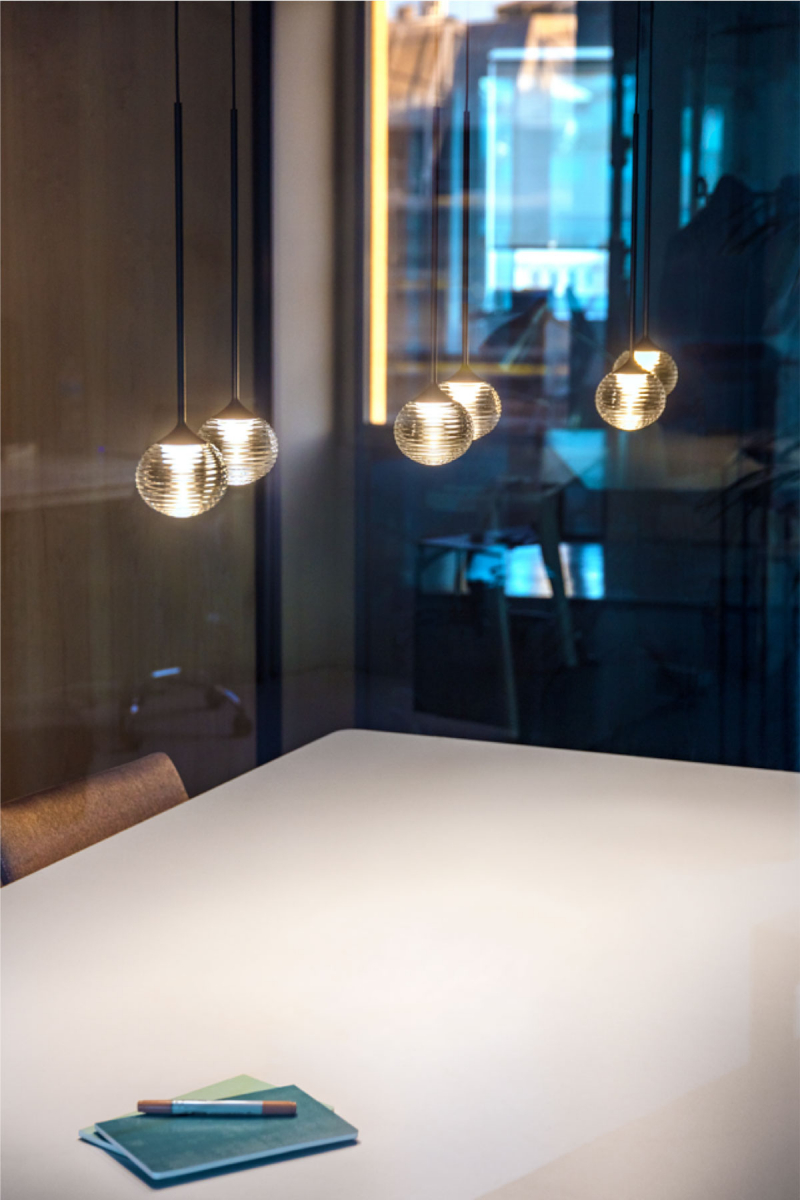 vibia-the-edit-back-to-work-reimagining-comfort-alt Vibia The Edit - Back to Work: Reimagining Comfort