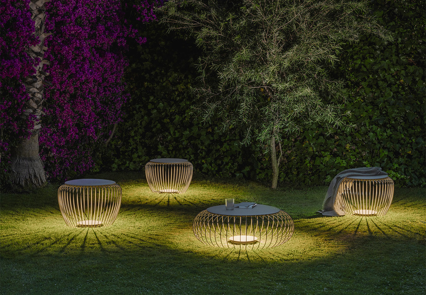 Meridiano: when furniture meets lighting