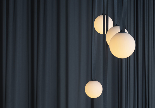 Vibia The Edit - Raining light with Plusminus