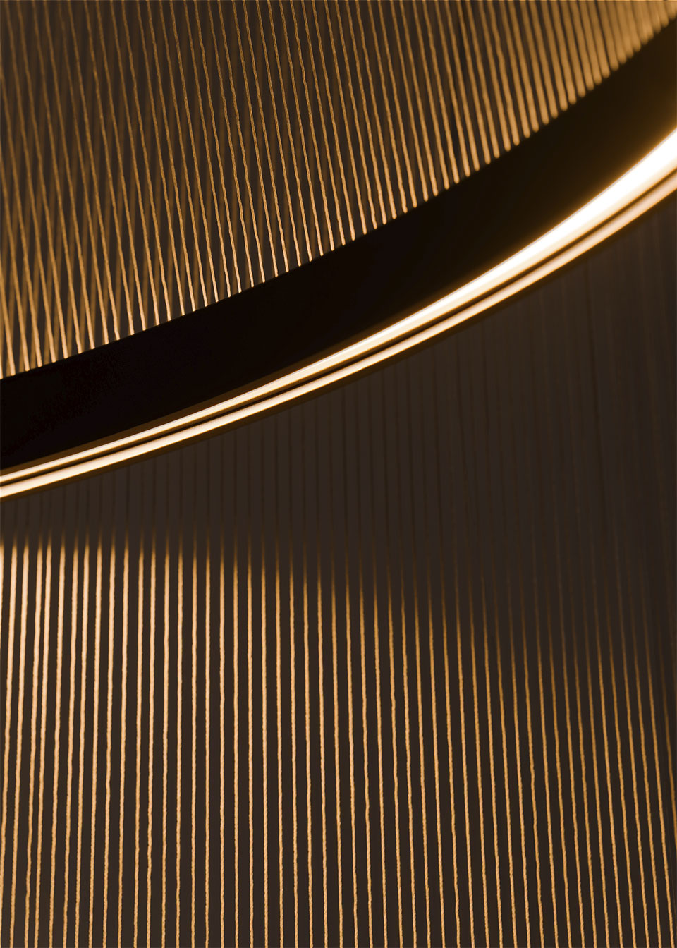 Vibia The Edit - Array. Enveloping light