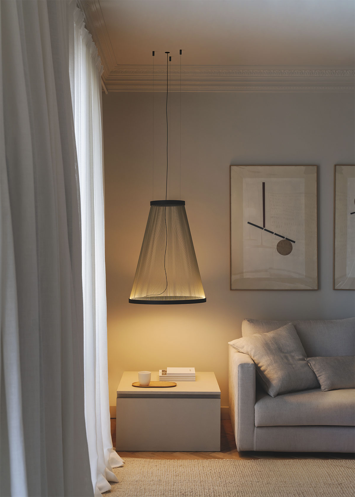 Vibia The Edit - Array. Enveloping light