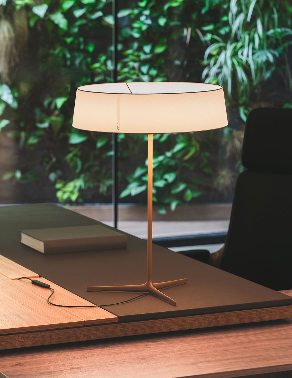 Vibia The Edit - Iconic Table Lights - Dama