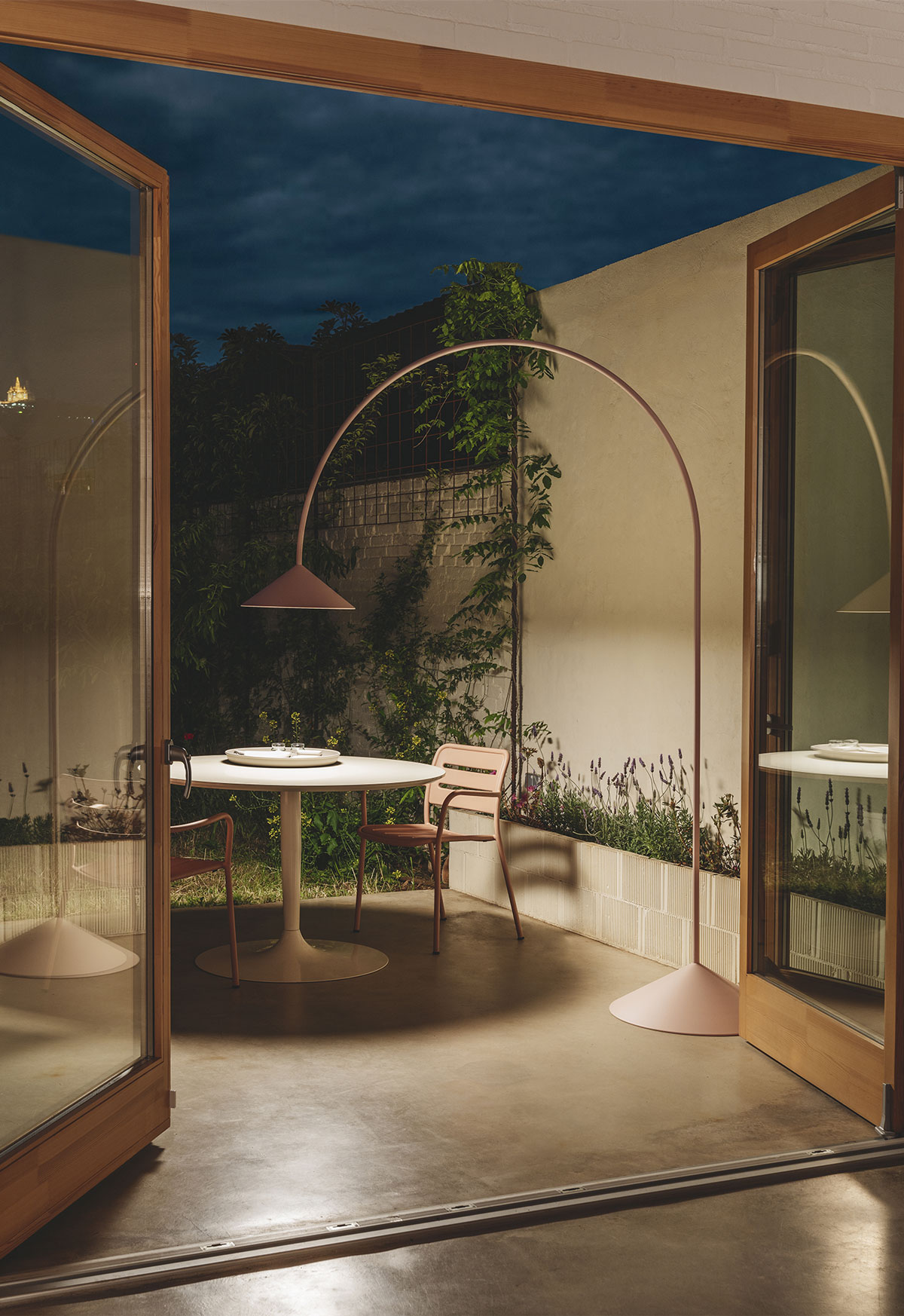 Vibia The Edit - Outdoor Solutions- Out