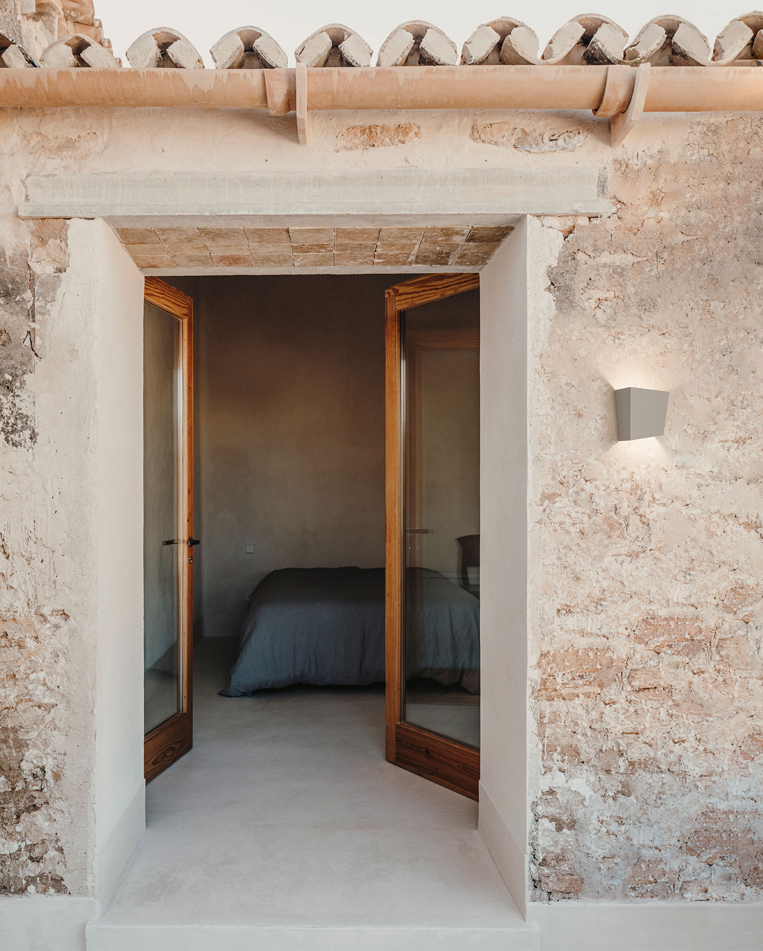 Vibia The Edit - Adding Emotion to Outdoor Spaces - Break Plus