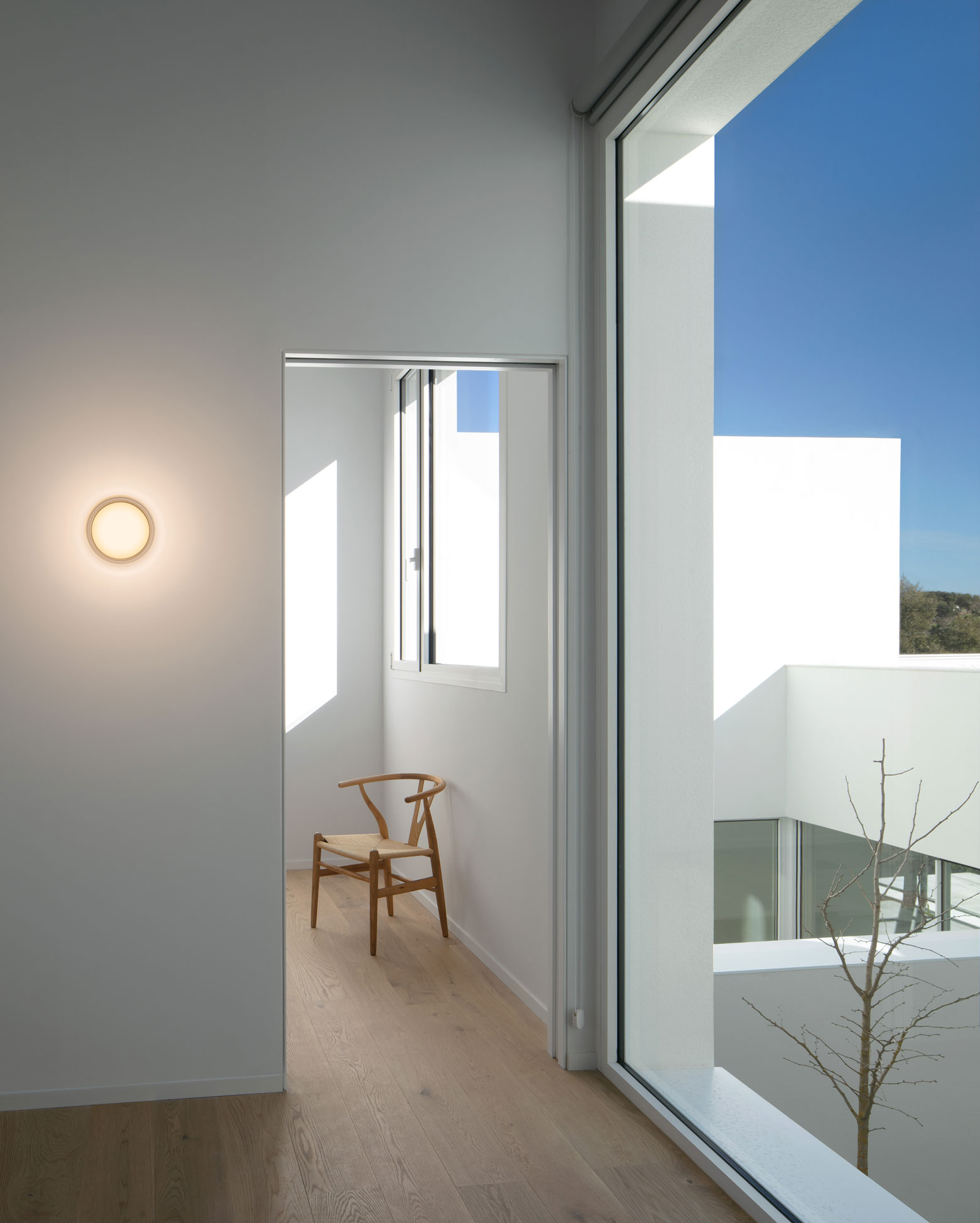 Vibia The Edit - Dots Glass: Layered Luminosity