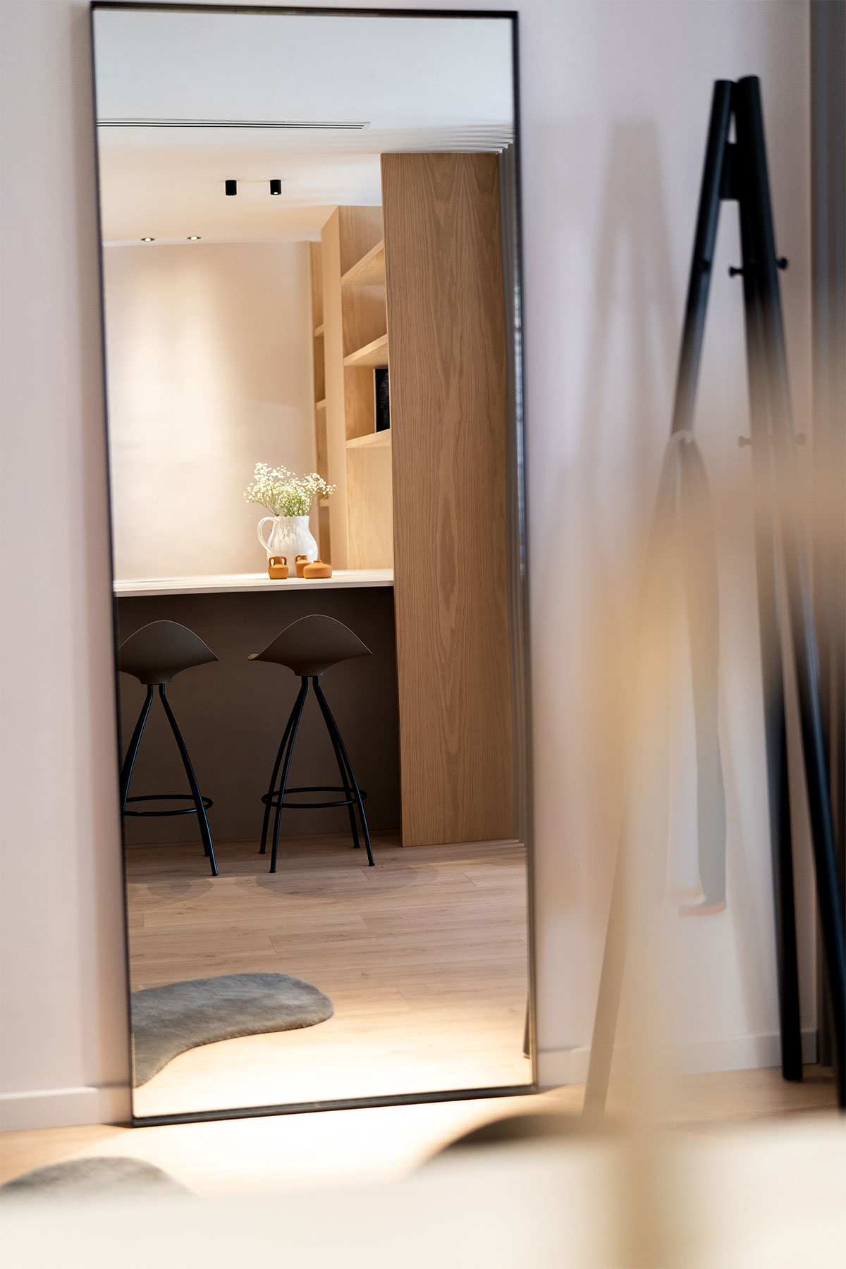Vibia The Edit - Family retreat: cosy lighting for an urban home