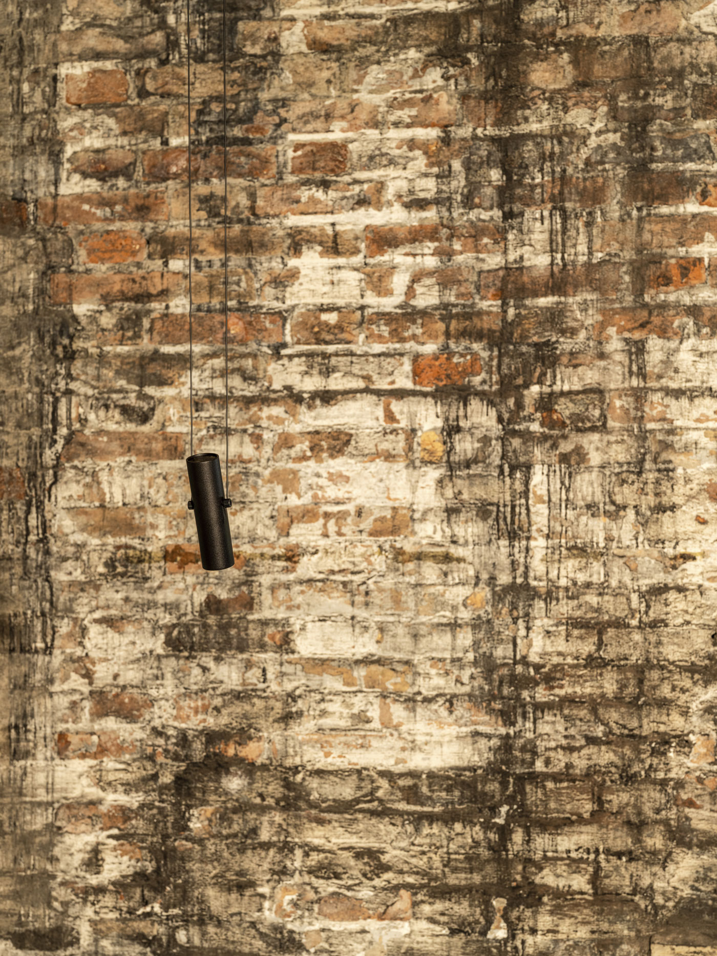 Vibia The Edit - Venice Biennale - Circus Solo