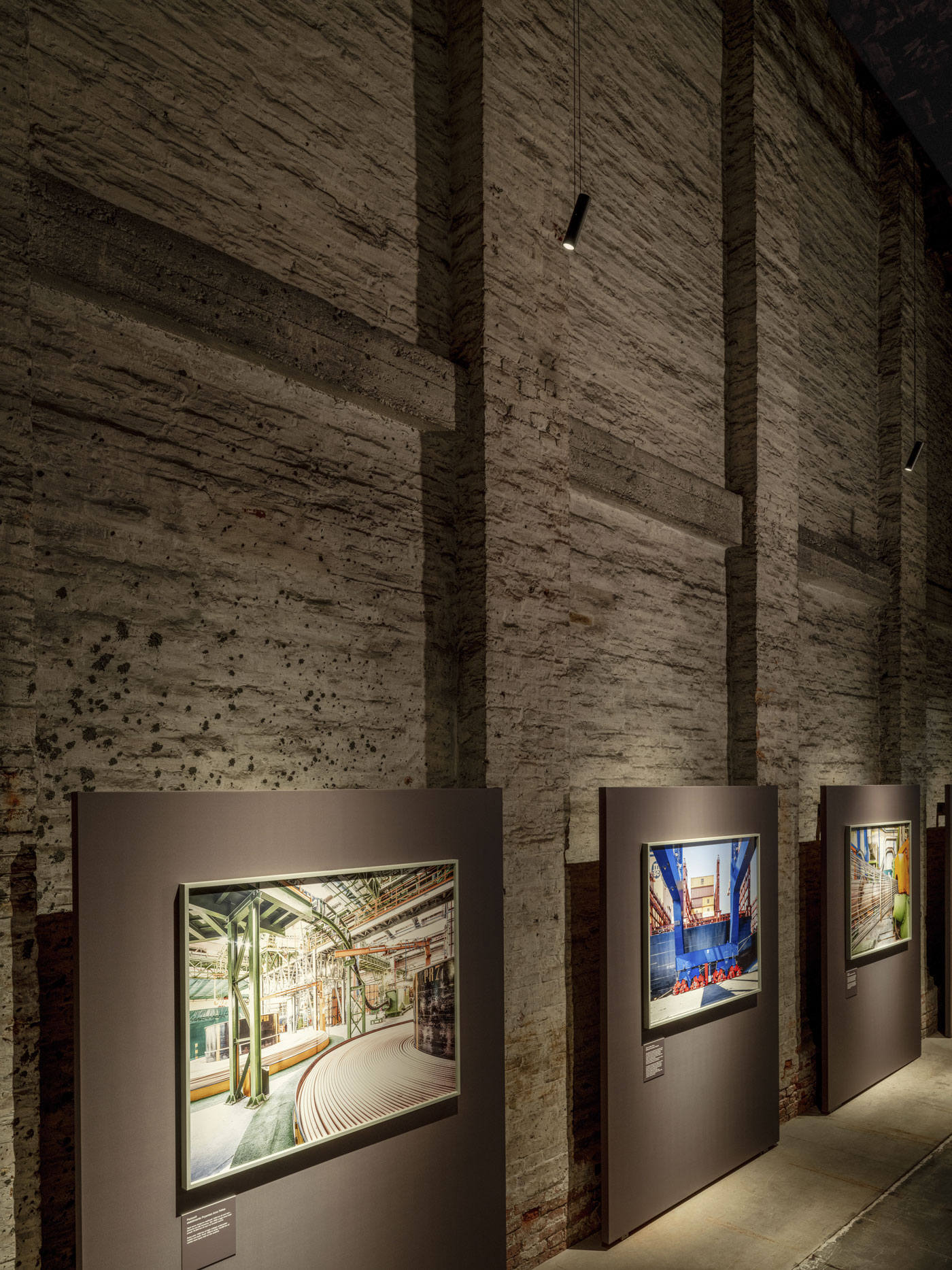 Vibia The Edit - Venice Biennale - Circus Solo