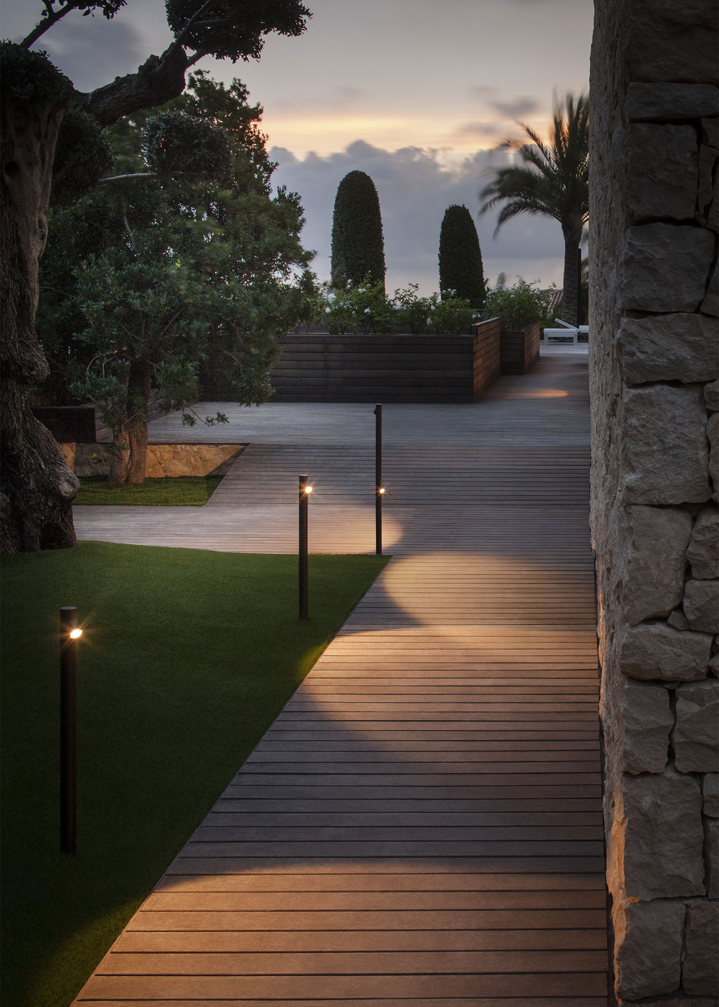 Vibia The Edit - Iconic Outdoor Lights - Bamboo
