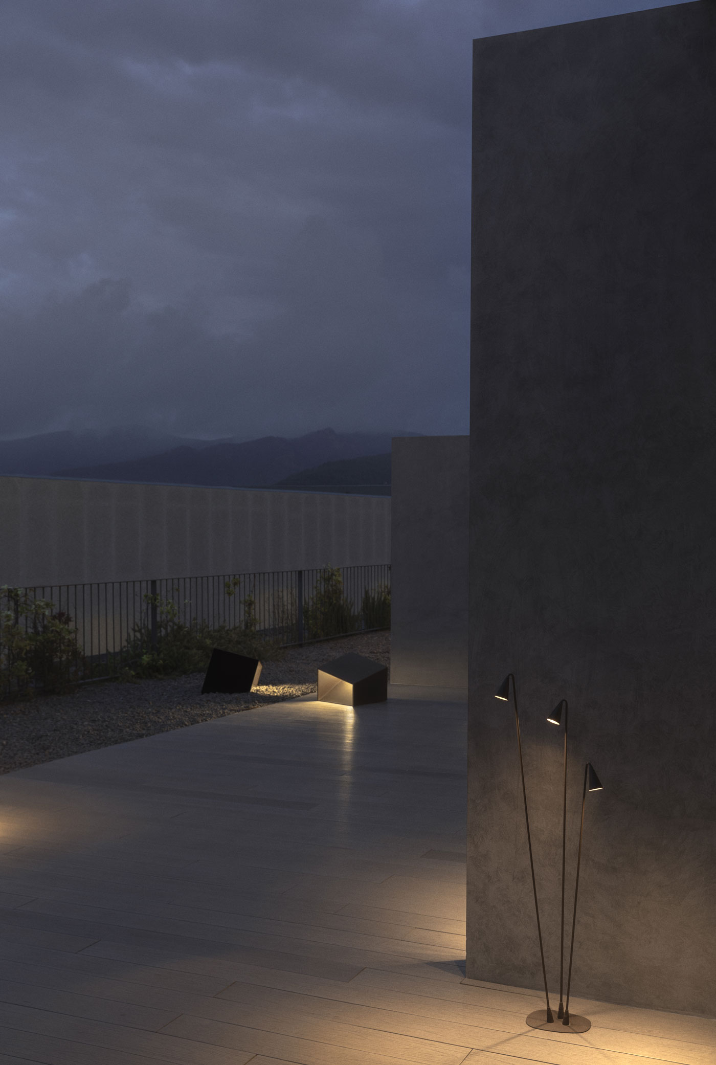 Vibia The Edit - Iconic Outdoor Lights - Brisa