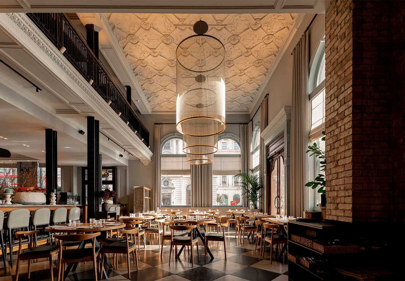 Vibia-the-edit-london-claro-restaurant-array