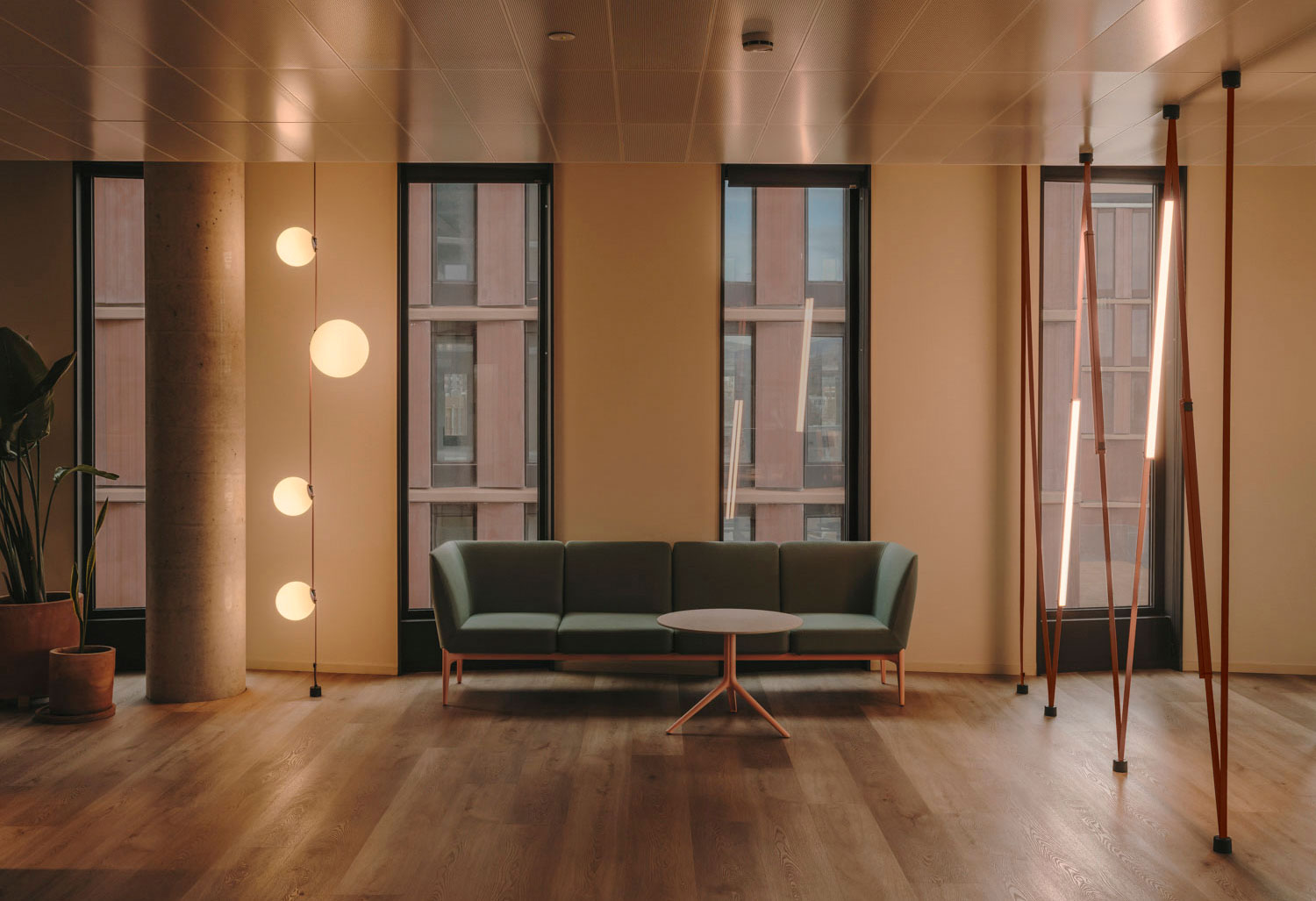 Vibia The Edit - Open workspaces offices of Sauvage TV - Plusminus