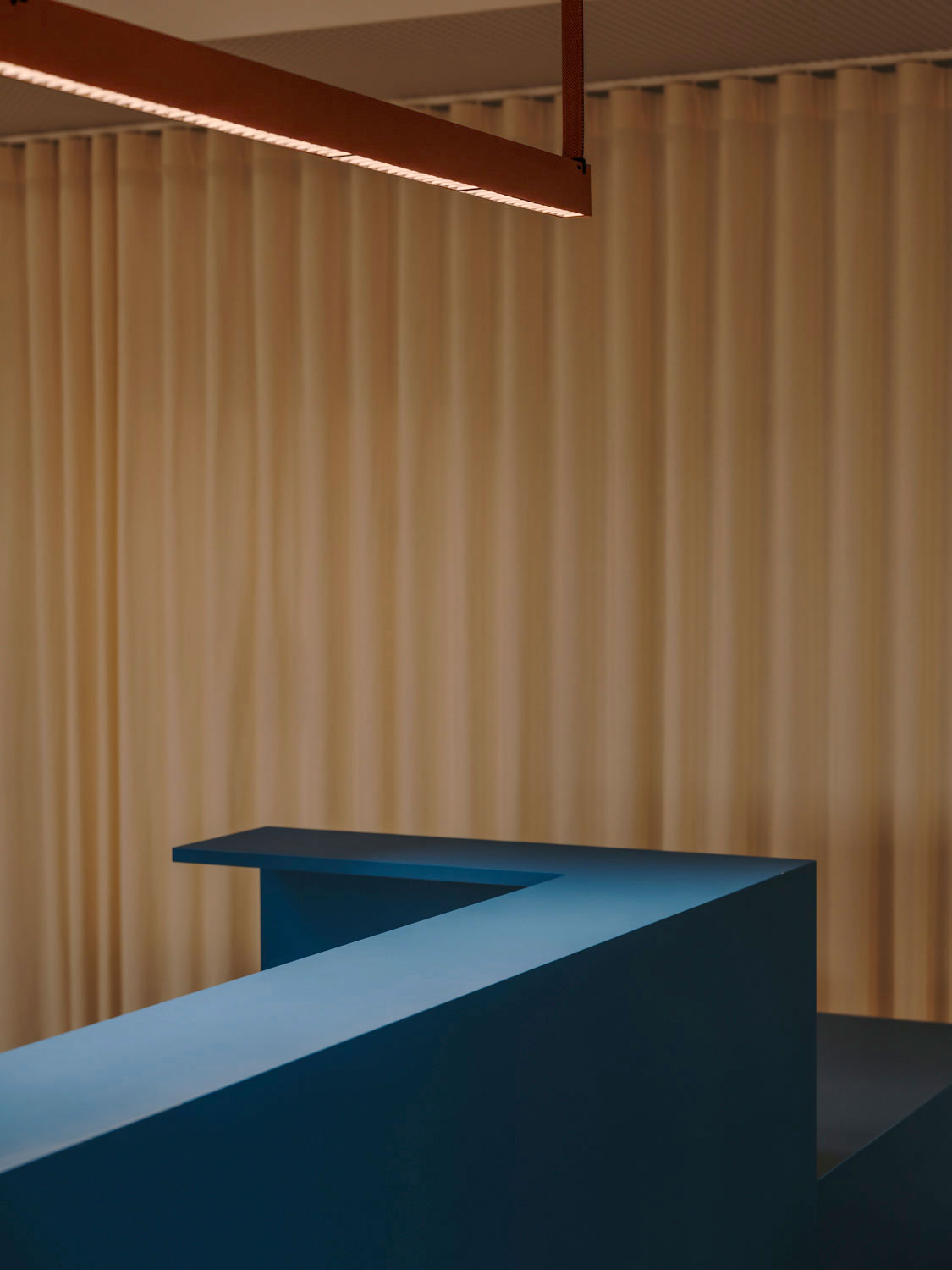 Vibia The Edit - Open workspaces offices of Sauvage TV - Plusminus