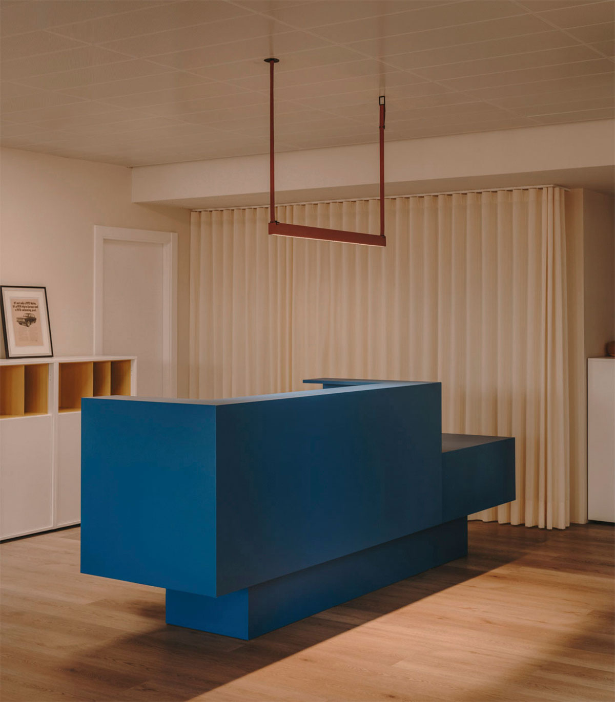 Vibia The Edit - Open workspaces offices of Sauvage TV - Plusminus