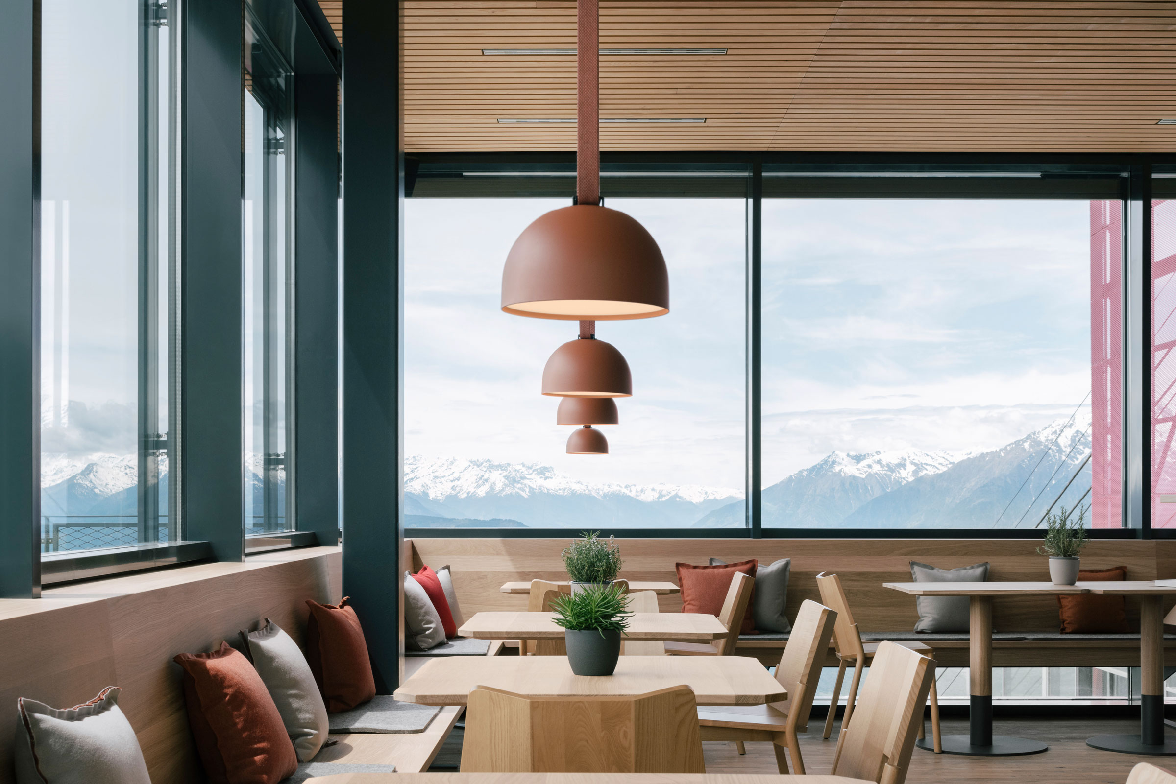 Vibia The Edit - Plusminus Merano restaurant project