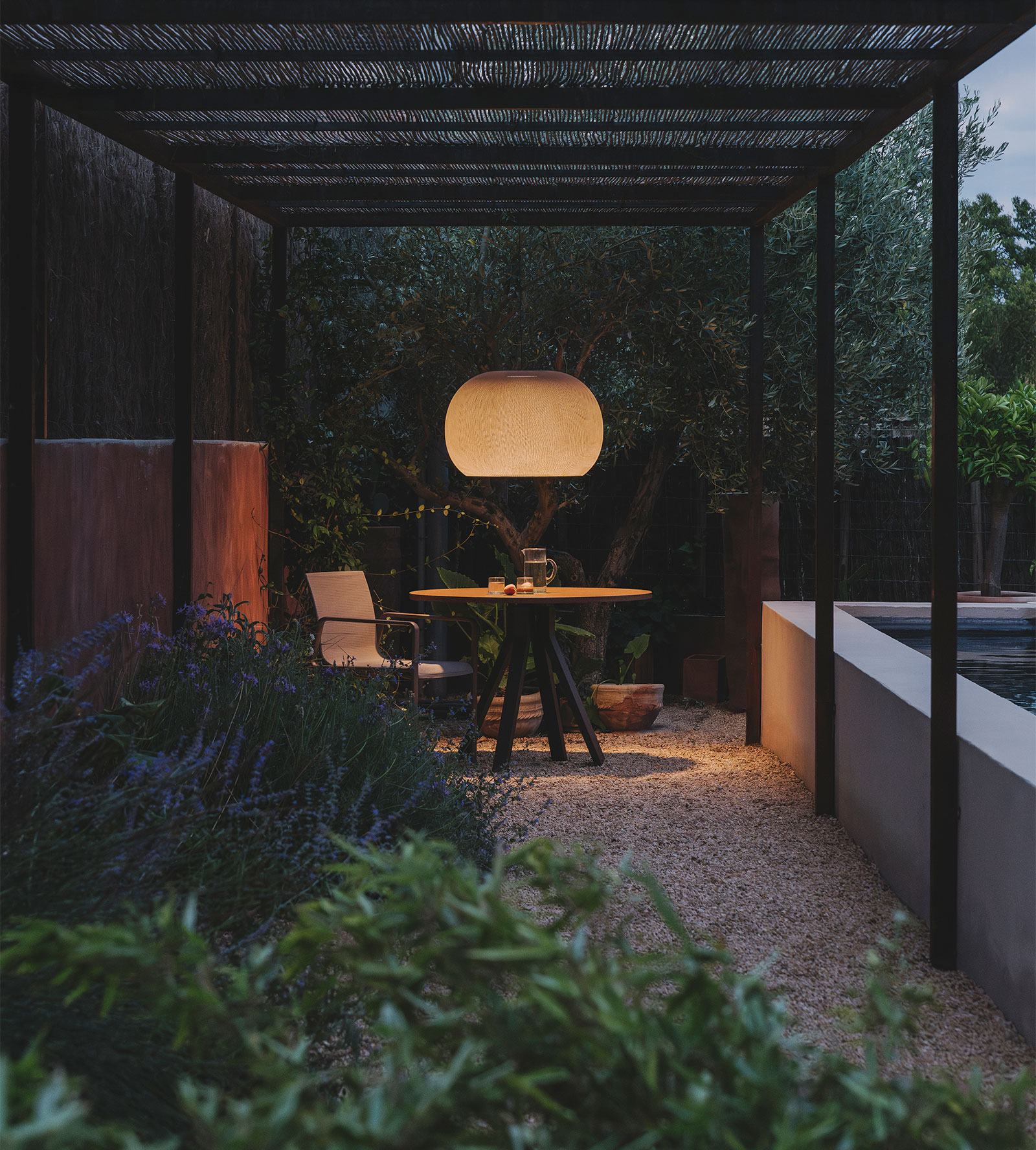 Vibia The Edit - Introducing Closer