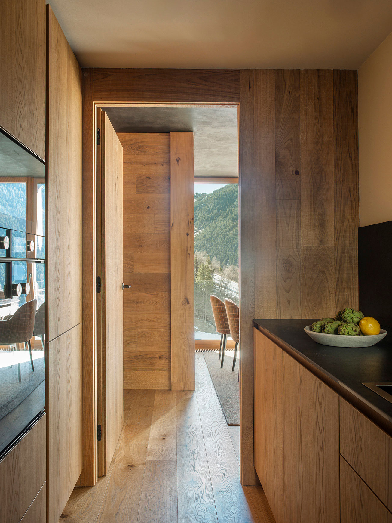 Vibia The Edit - Light, nature and design, home in Baqueira - Algorithm Grid