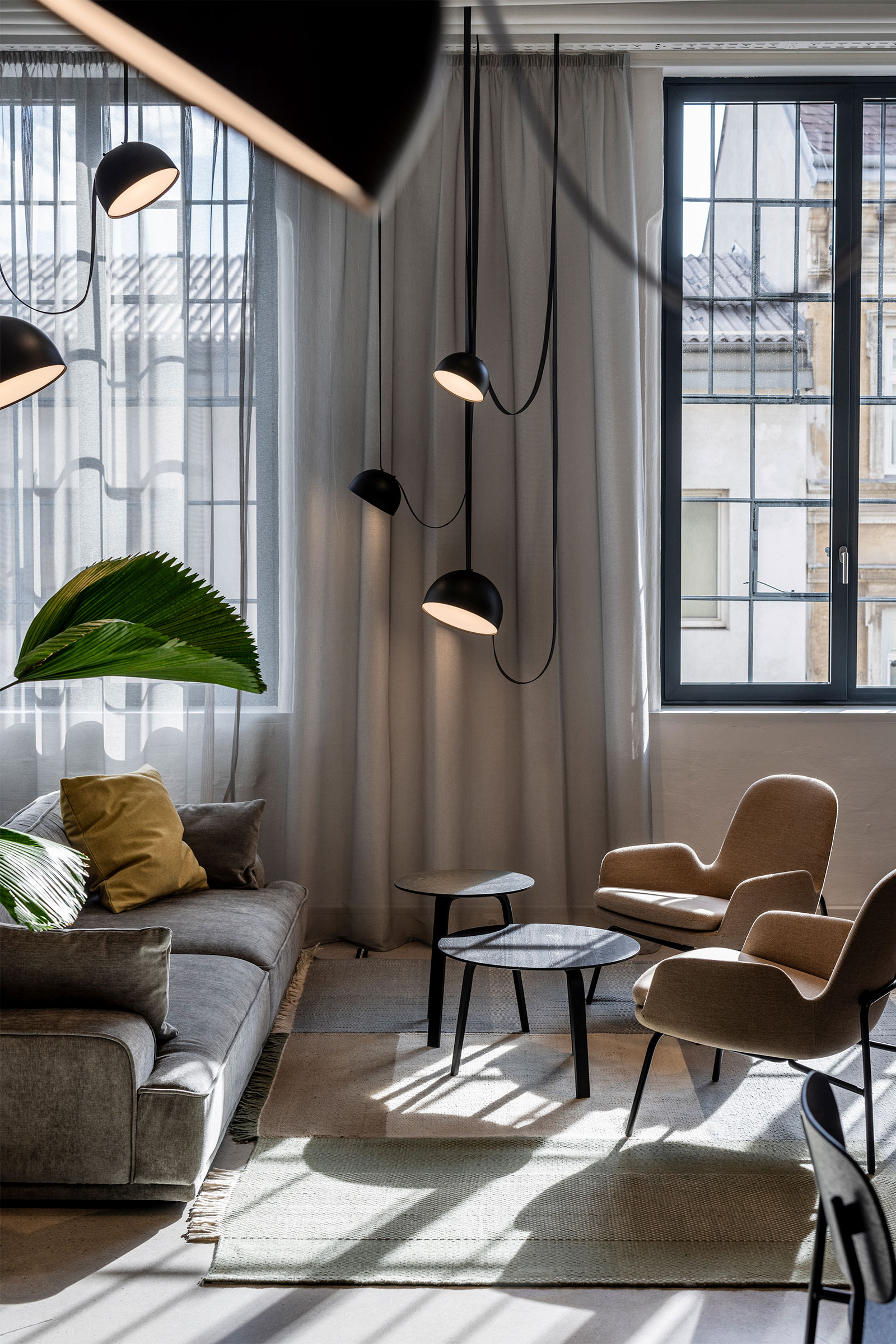 Vibia The Edit - Plusminus: a versatile lighting system that adapts to architecture