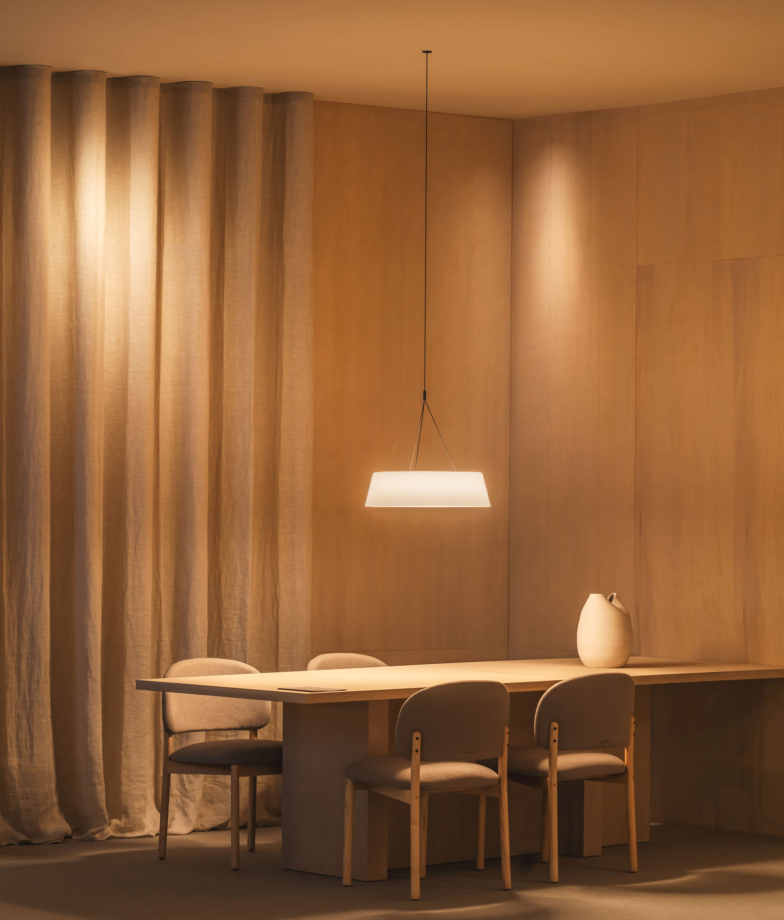 Vibia The Edit - How to compose with Lily?
