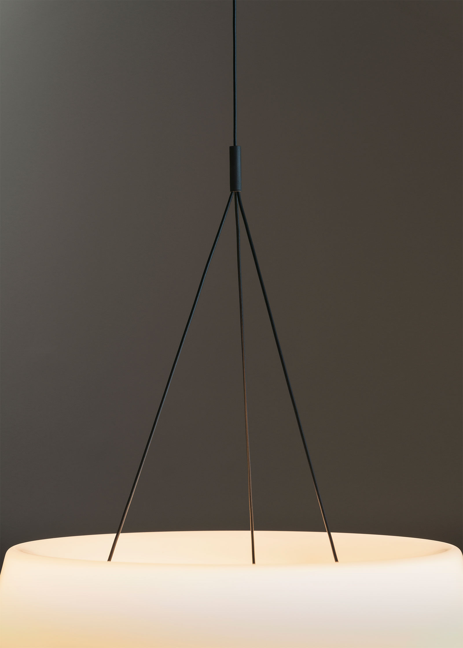Vibia The Edit - How to compose with Lily?