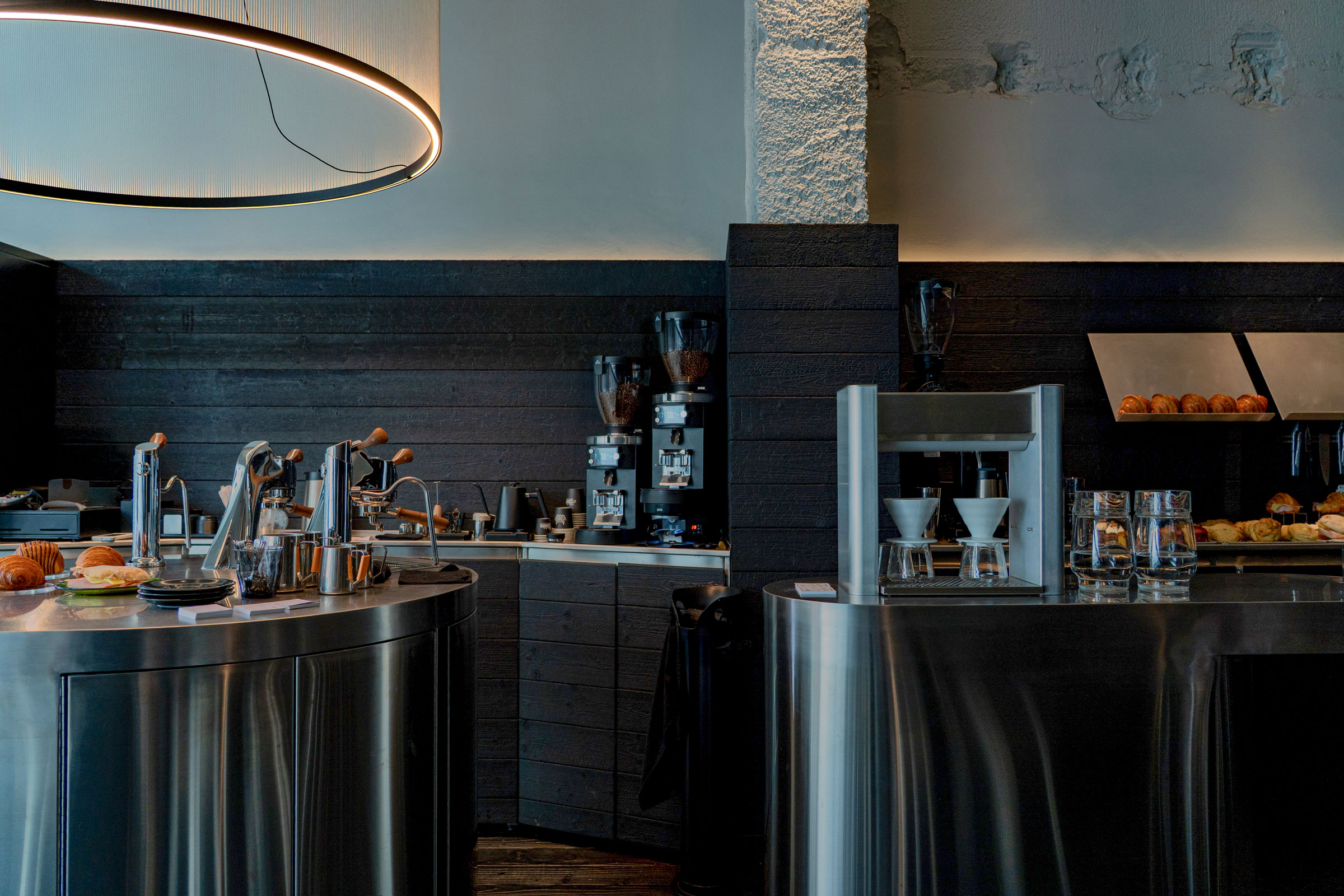 Vibia The Edit - Illuminating the coffee making ritual