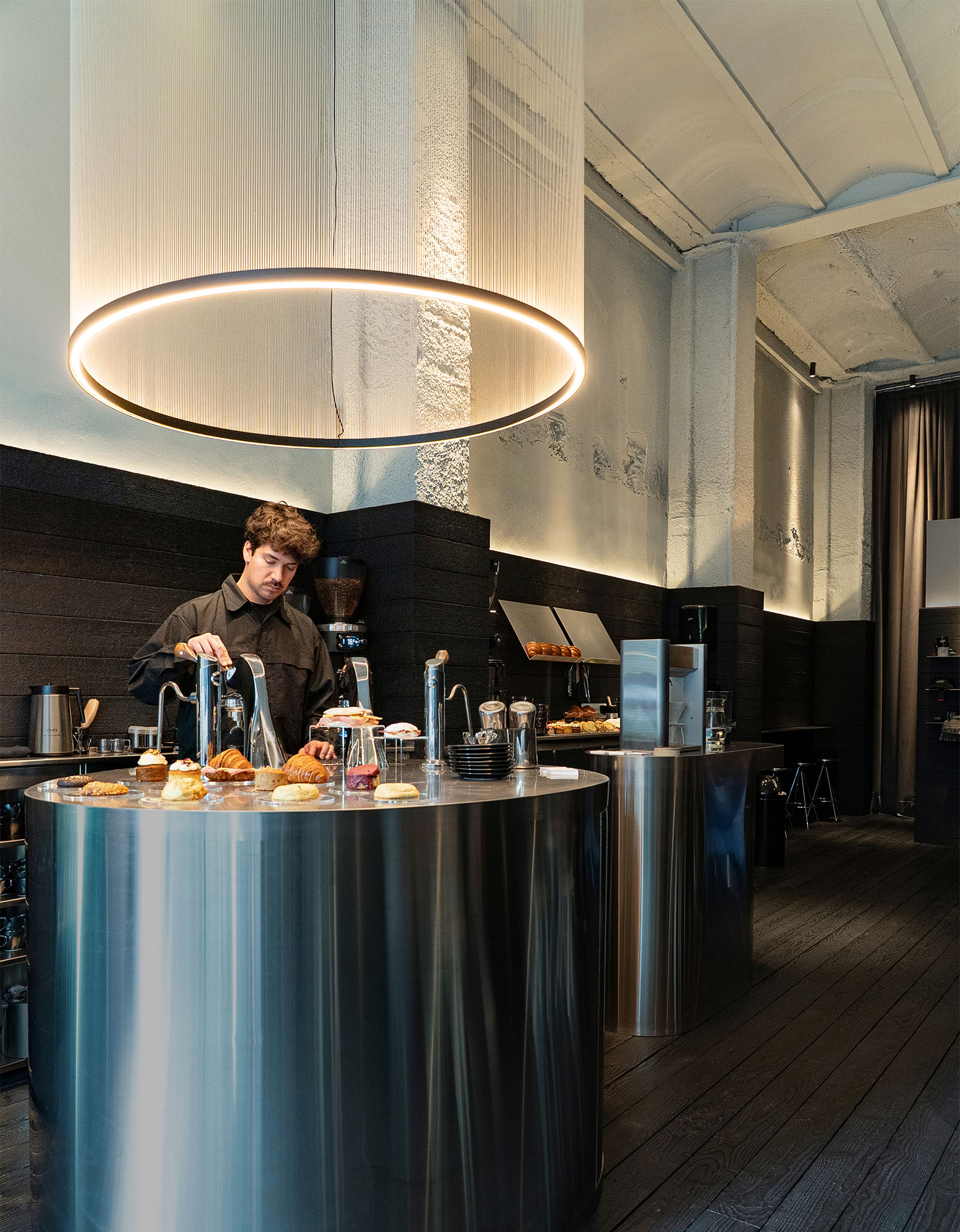 Vibia The Edit - Illuminating the coffee making ritual