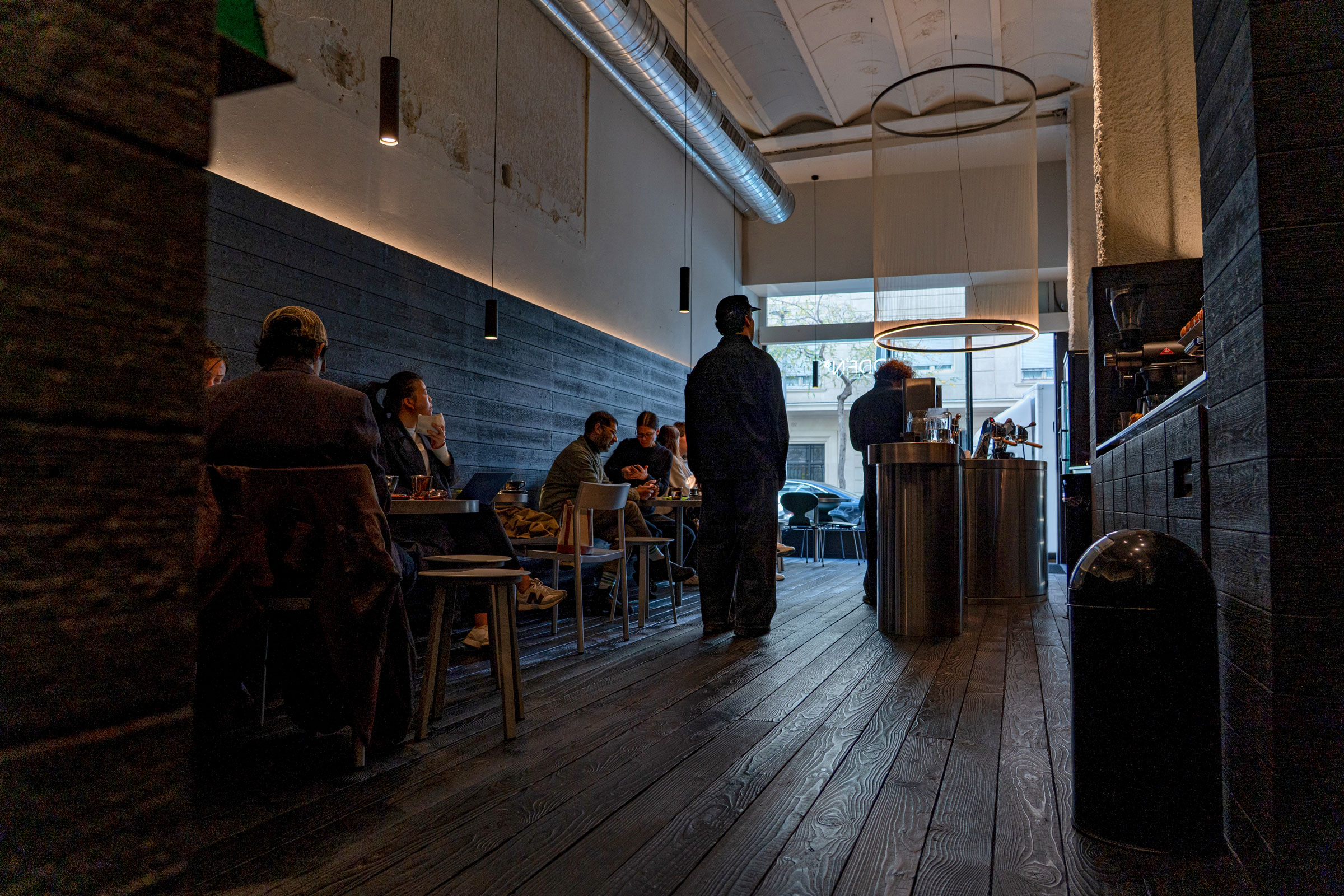 Vibia The Edit - Illuminating the coffee making ritual