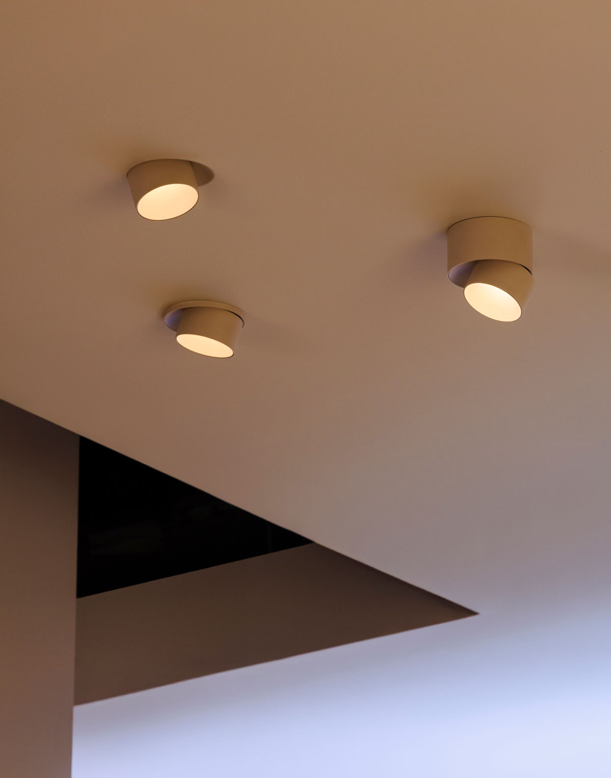 Vibia The Edit - Introducing Pro