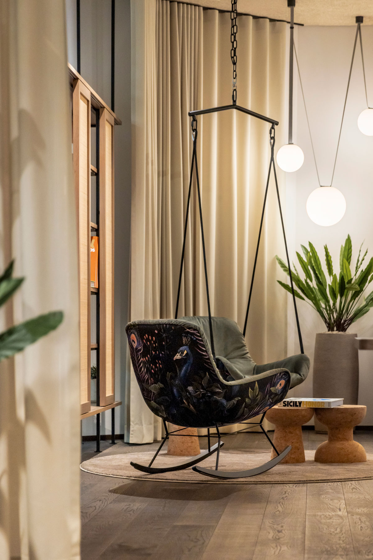 Vibia The Edit - Plusminus travel agency project